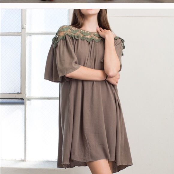 🍃🍂Olive and Ivy lace dress, made large . - Picture 3 of 4
