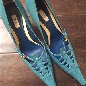 Prada Vero Cuoio Pump