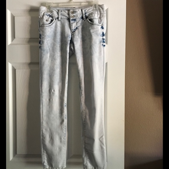 Blue Ice acid wash style jeans, 7, inseam 29