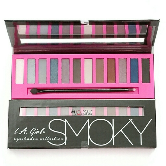 LA Girl Smoky Eyeshadow Palette