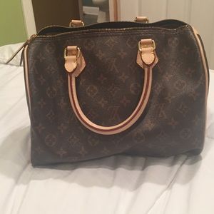 Louis look alike clean in great condition