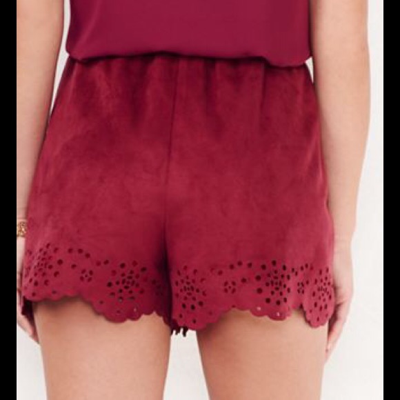 NWT LC Lauren Conrad Faux-Suede Shorts - Picture 2 of 3