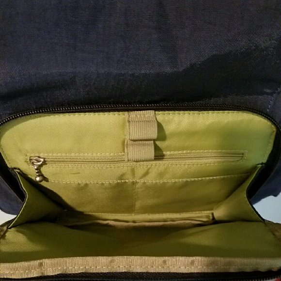 Baggalini Purse for Travel - Picture 4 of 4