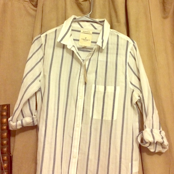 American eagle stripes long sleeve size small