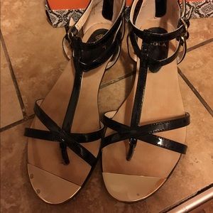 Black flat sandals