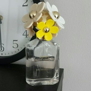 Daisy Eau So Fresh Marc Jacobs perfume 2.5 fl.oz
