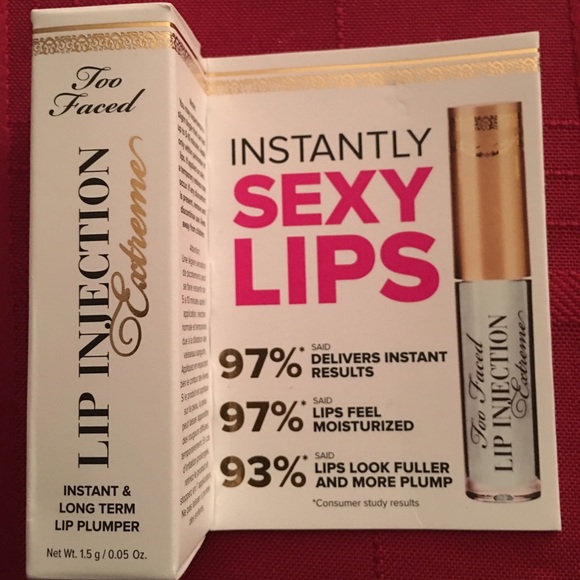😀Too Faced Lip Injection Extreme😃