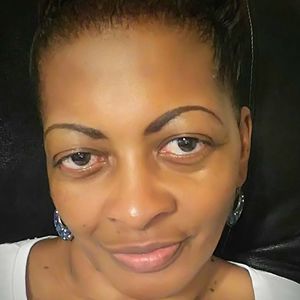 Meet your Posher, Annette