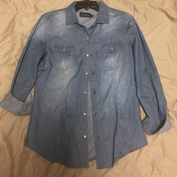 Denim blue button up shirt - Picture 1 of 3