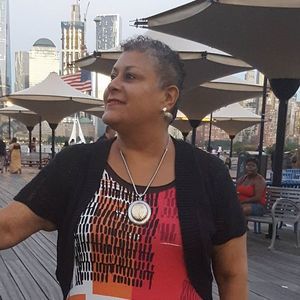 Meet your Posher, Lucy