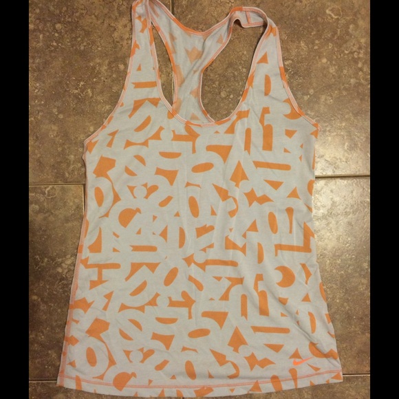 Nike Tops - 🚨SALE🚨 NIKE "just do it" tank