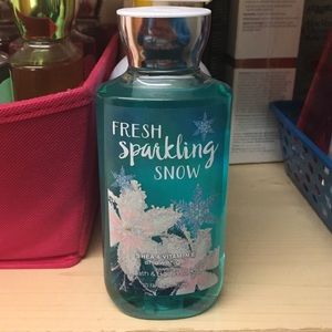 Bath & Body Fresh Sparkling Snow Shower Gel