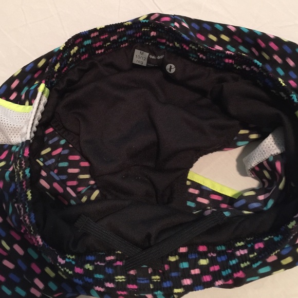 XERSION girls athletic shorts, blk/hip colors, EUC - Picture 3 of 4