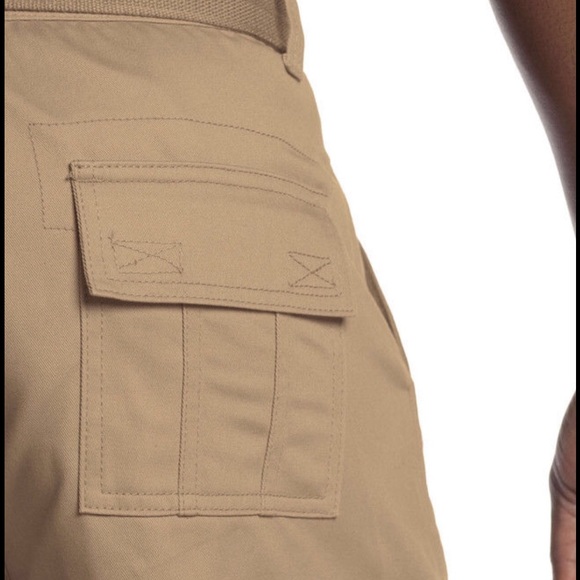 🎉🎉SOLD🎉🎉 ROYAL BLUE CARGO SHORTS Size 34 - Picture 4 of 4