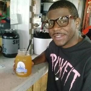 Meet your Posher, Kenny