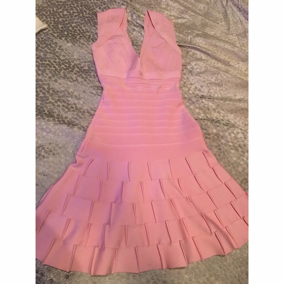 ❌❌SOLD❌❌Authentic Herve Leger Mirah Rose - Picture 3 of 4