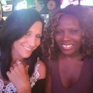 Meet your Posher, Cheri