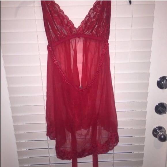 Lingerie - Picture 4 of 4