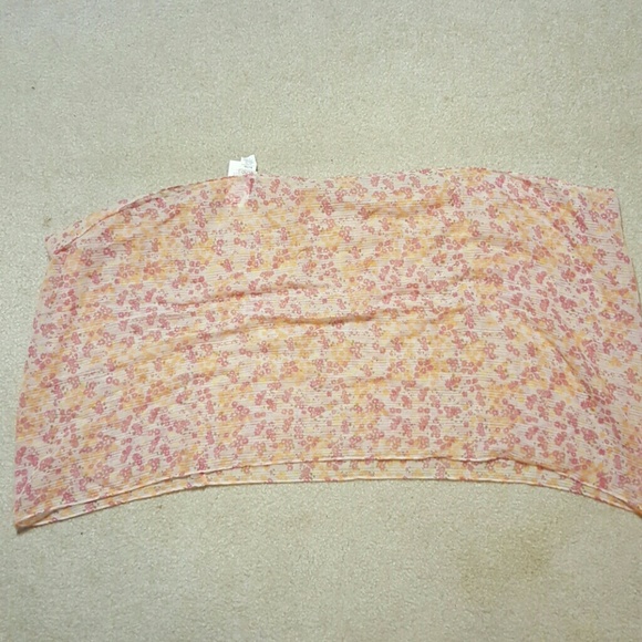 Floral infinity scarf - Picture 2 of 4