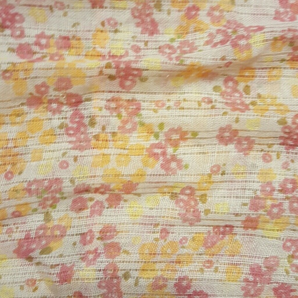 Floral infinity scarf - Picture 3 of 4