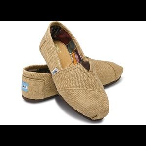 Burlap tan TOMS shoes size 5.5