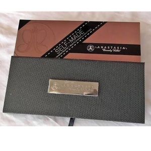 Anastasia self-made eyeshadow