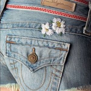 True Religion Joey flower 🌺 child shorts NWOT