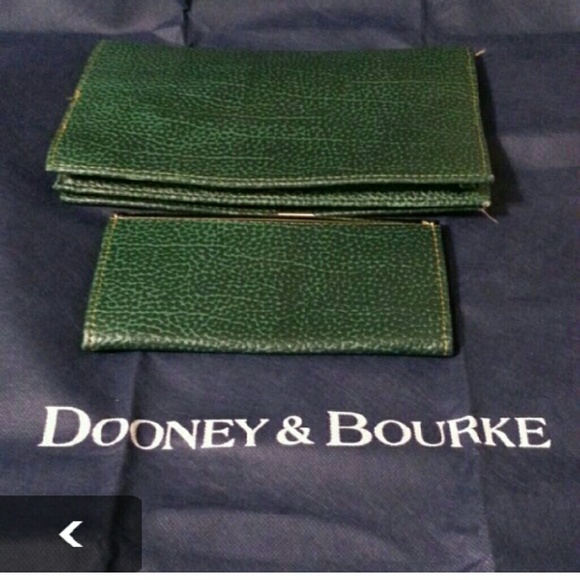 SOLD******Dooney & Bourke Clutch - Picture 4 of 4