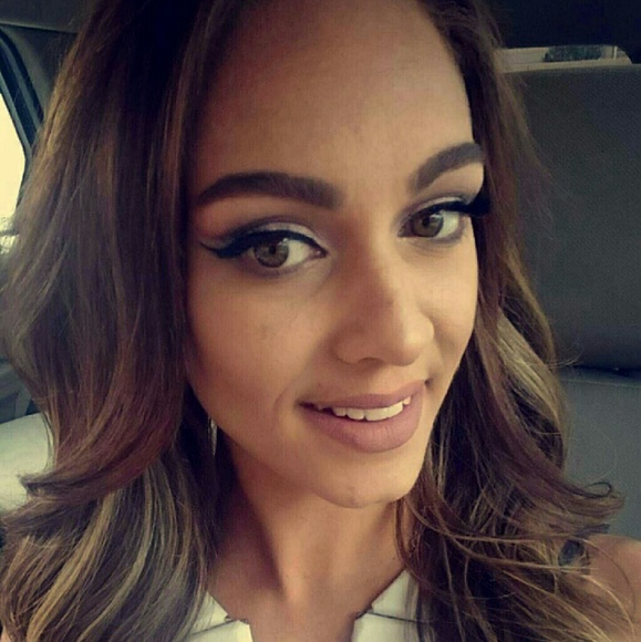 Meet your Posher, Brianna