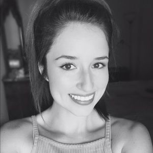 Meet your Posher, Devin