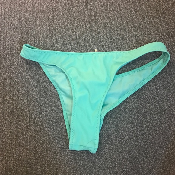 Itsy Bikini