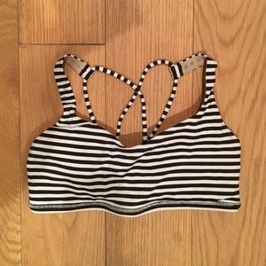 Lululemon Free To Be Bra