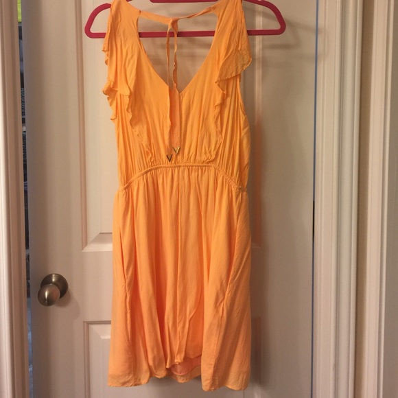 Light orange peachy colored bcbg generation dress. - Picture 4 of 4