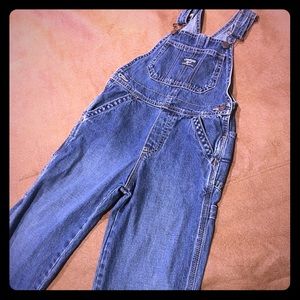 Oshkosh size 5 toddler overalls