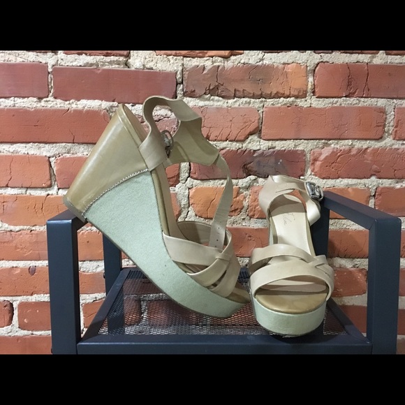 Marc Fischer wedges