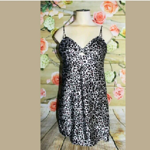 Victoria's Secret nightie small