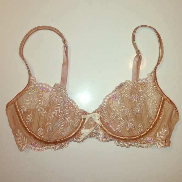 Victoria's Secret Underwire Bra