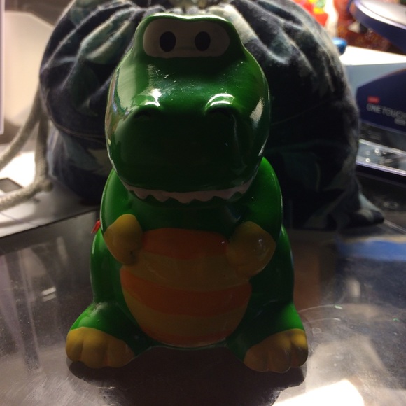 Dinosaur piggy bank 🐷