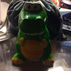 Dinosaur piggy bank 🐷