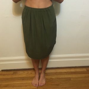 Madewell olive green mid-skirt
