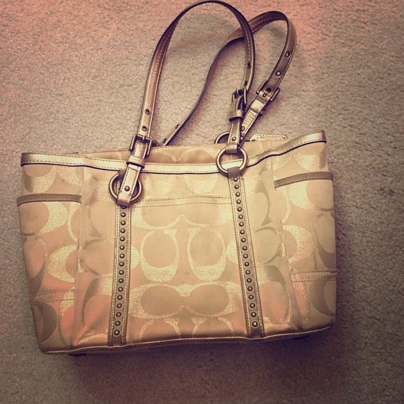 Slightly used authentic coach purse