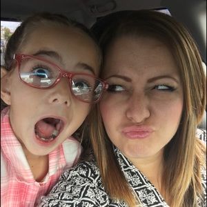 Meet your Posher, Ashlee