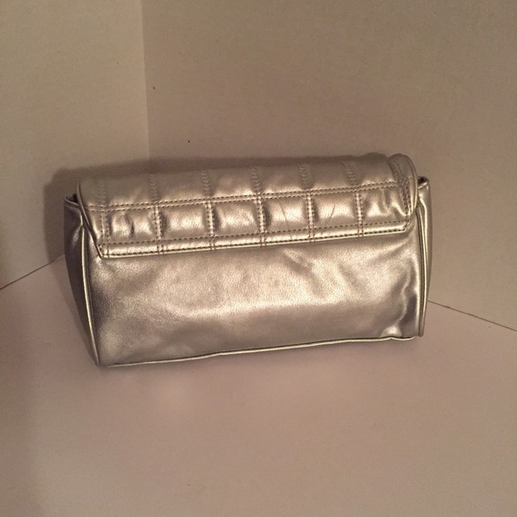 Givenchy perfume cosmetic bag - Picture 2 of 4