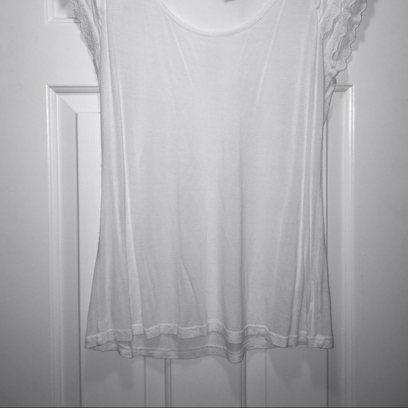 Romantic Ruffle Sleeve Top - Picture 2 of 4