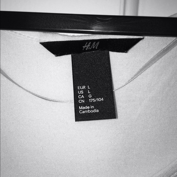 Romantic Ruffle Sleeve Top - Picture 3 of 4