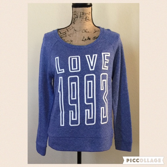 🎐New WT Sweater Size M🎐