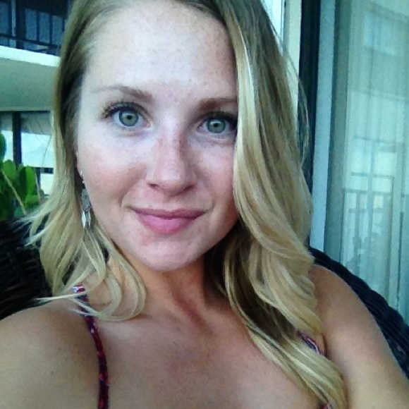 Meet your Posher, Julia