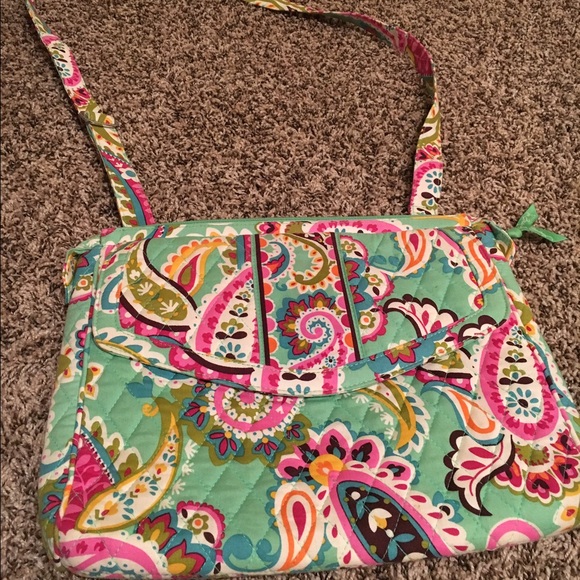 Vera Bradley crossbody purse/laptop bag