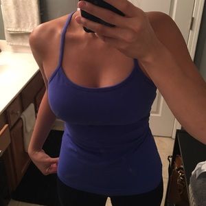 Lululemon tank size 8