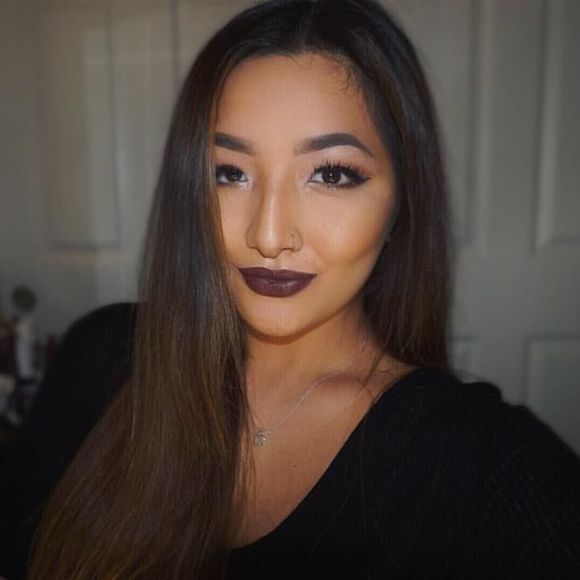 Meet your Posher, Jessica - Picture 1 of 1